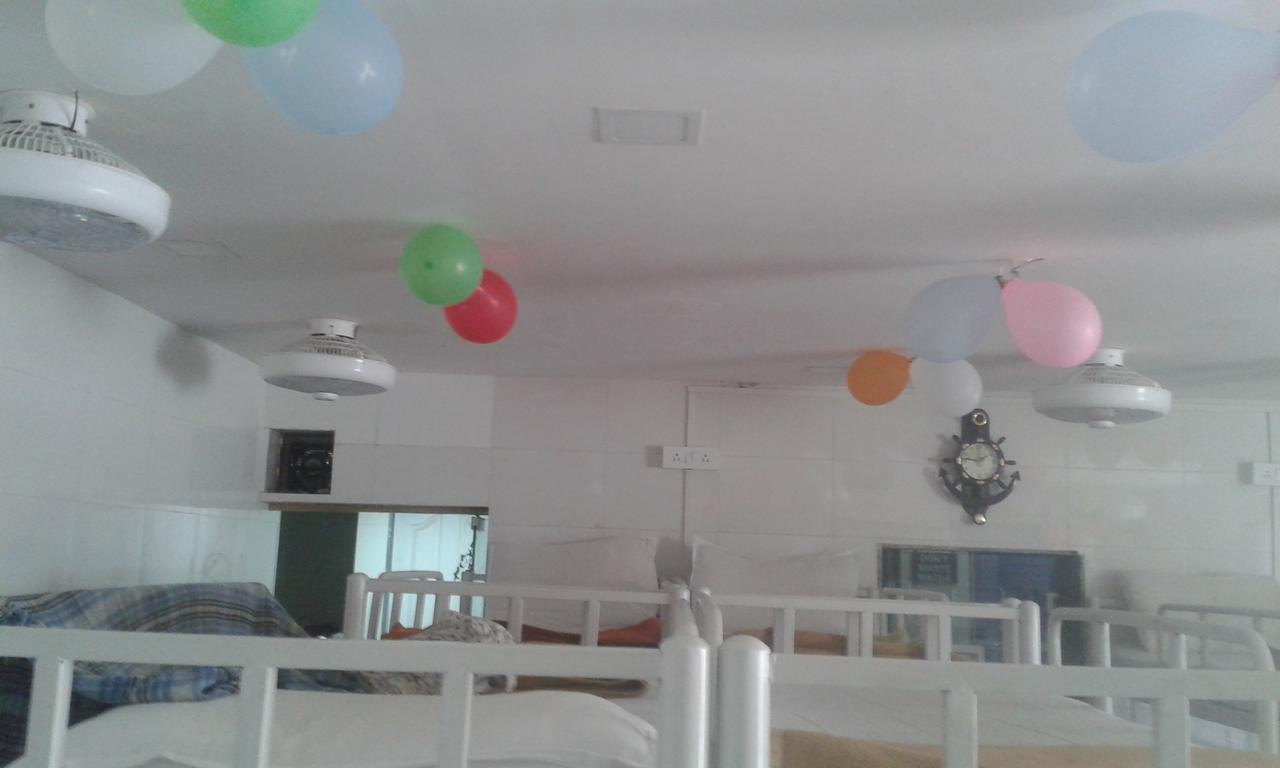 Star Dormitory Mumbai Dış mekan fotoğraf