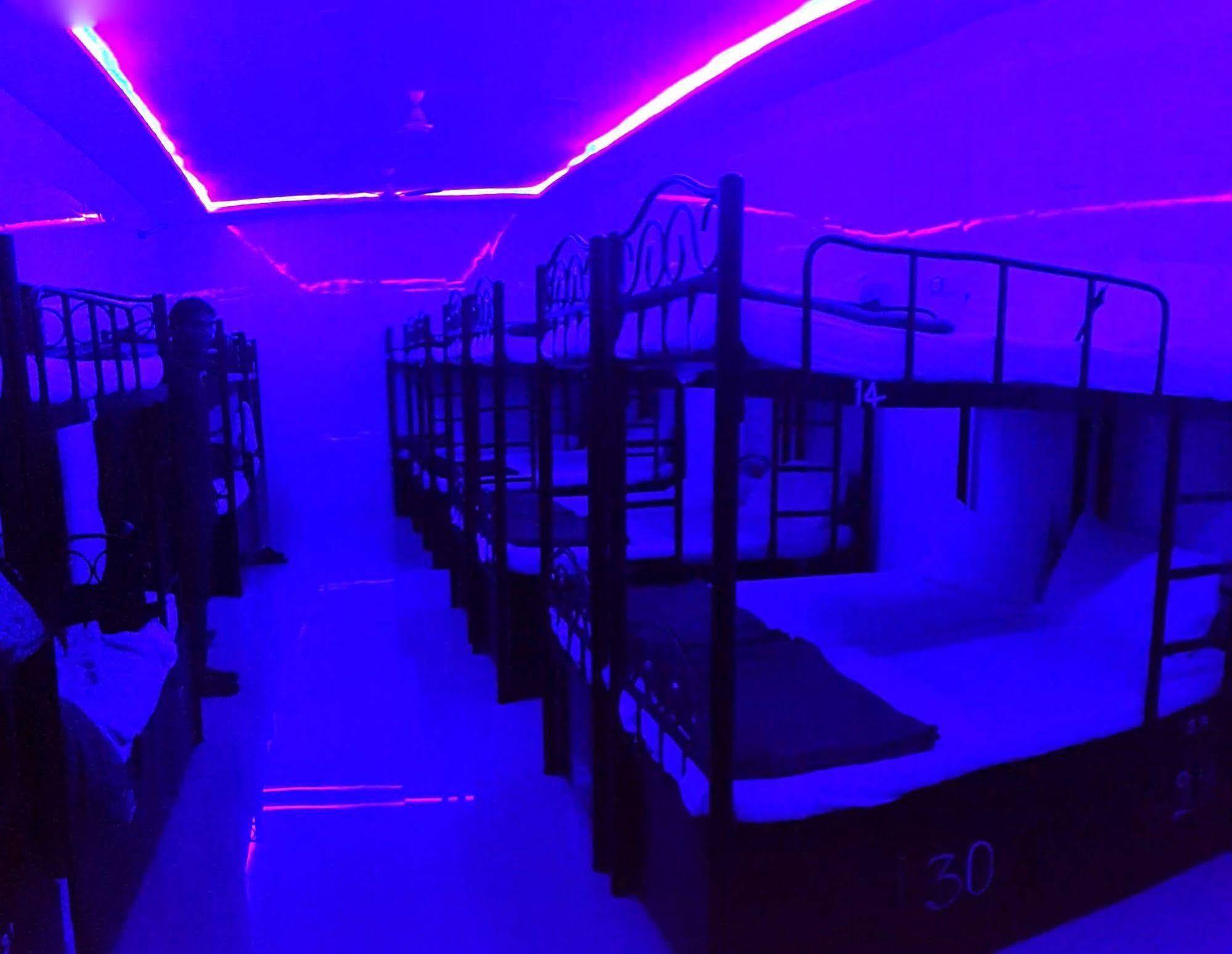 Star Dormitory Mumbai Dış mekan fotoğraf